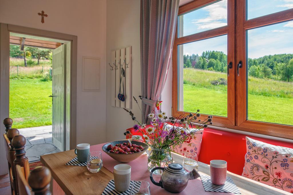 Malinowe Wzgorze Domki 60 M2 Z Balia Na Wylacznosc Krzeszna Ruang foto